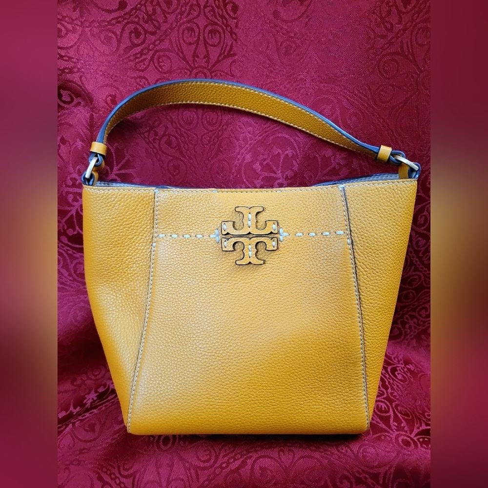 Tory Burch Mcgraw Bucket Bag (Sample)